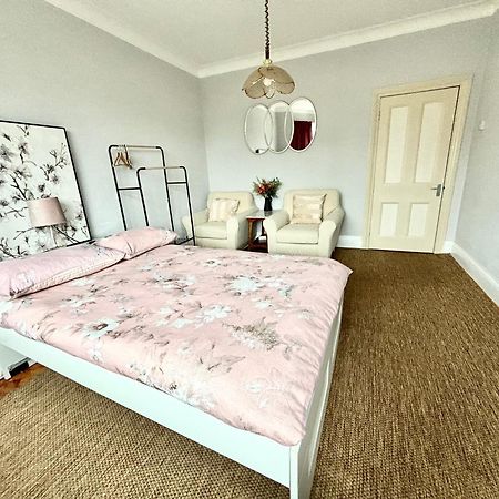 Winton House Home Stay Bournemouth Esterno foto